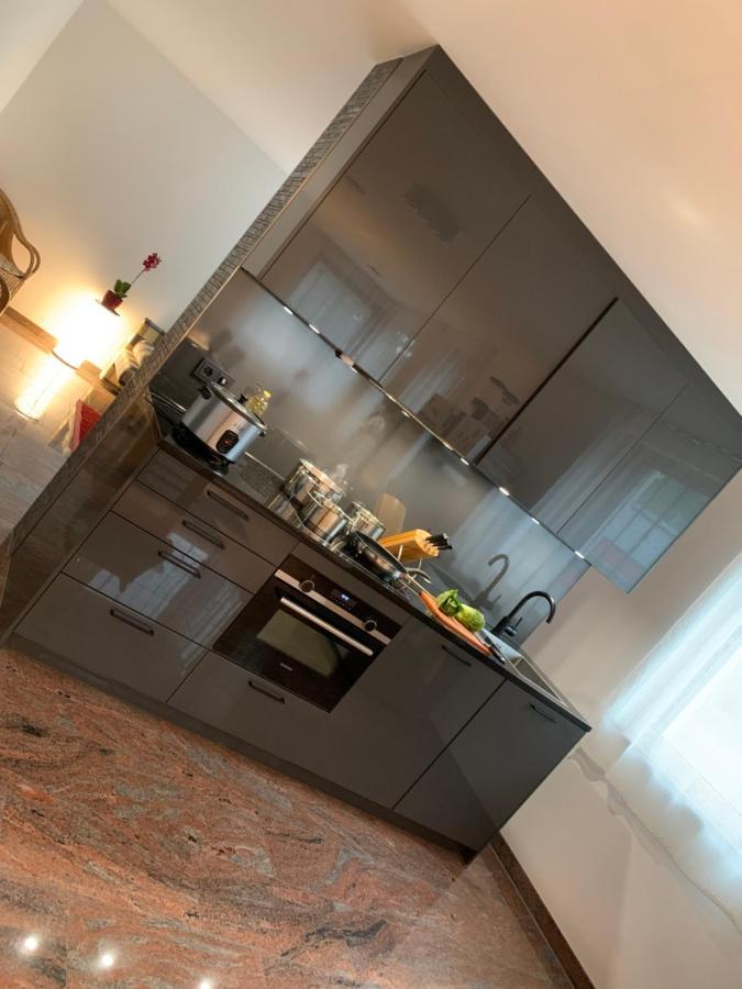 Mosaikhaus Smart Home Würselen Exterior foto